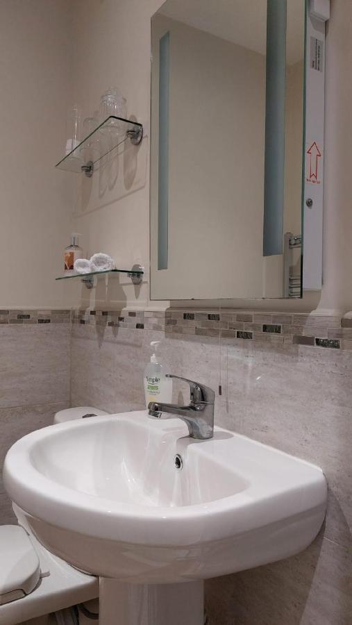 Westwood Lodge B & B בוסטון מראה חיצוני תמונה